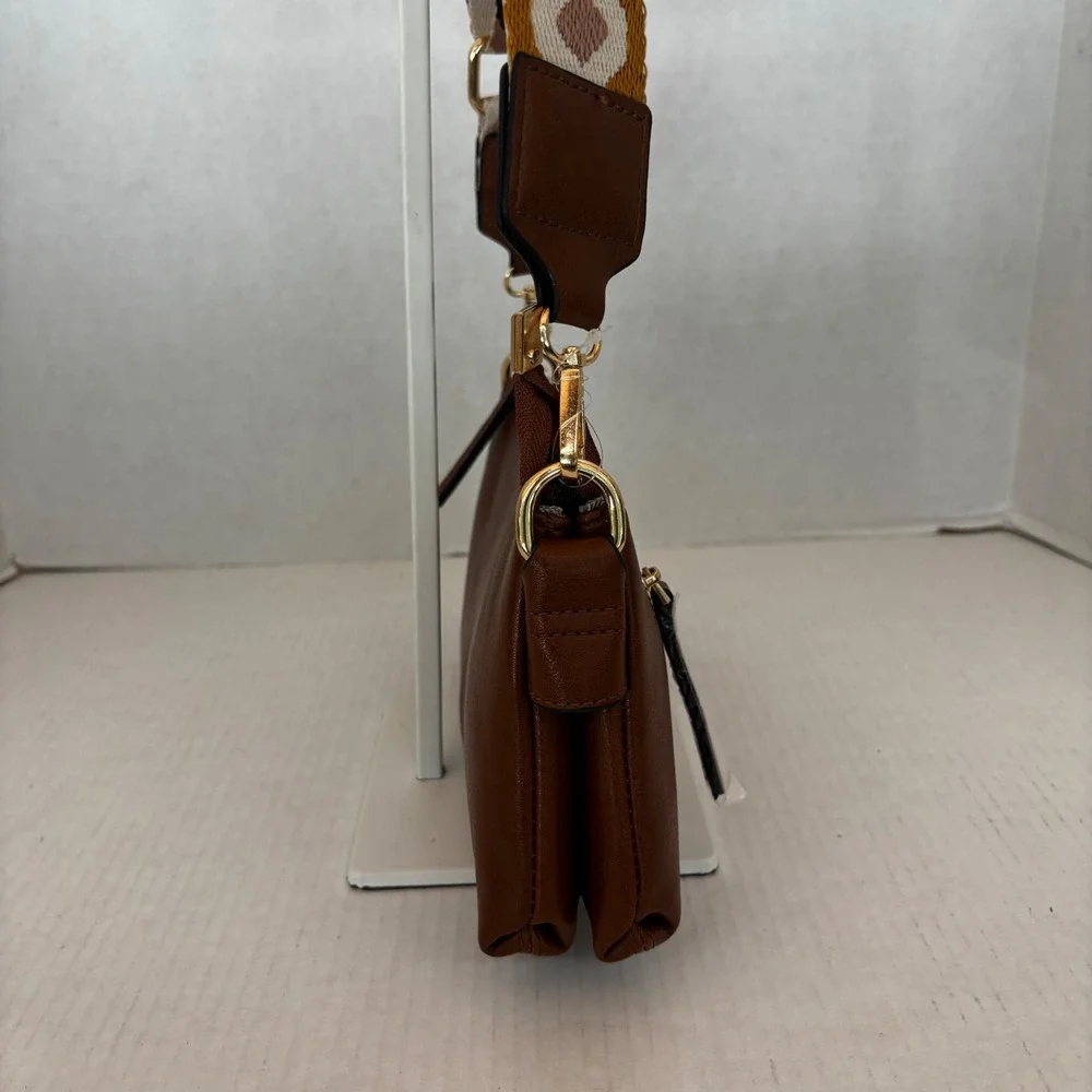 Metro Muse Crossbody Bag‎ Women  Brown Vegan Leather Geometric Guitar Strap NWT